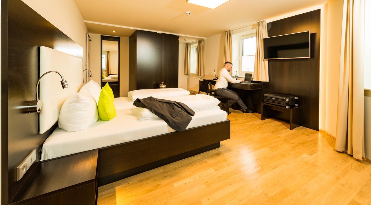 Sevendays Hotel Boardinghouse מאנהיים מראה חיצוני תמונה
